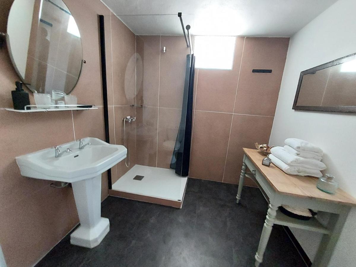 Les Pierres De Cezaire Hotel Saint-Cézaire-sur-Siagne Eksteriør billede