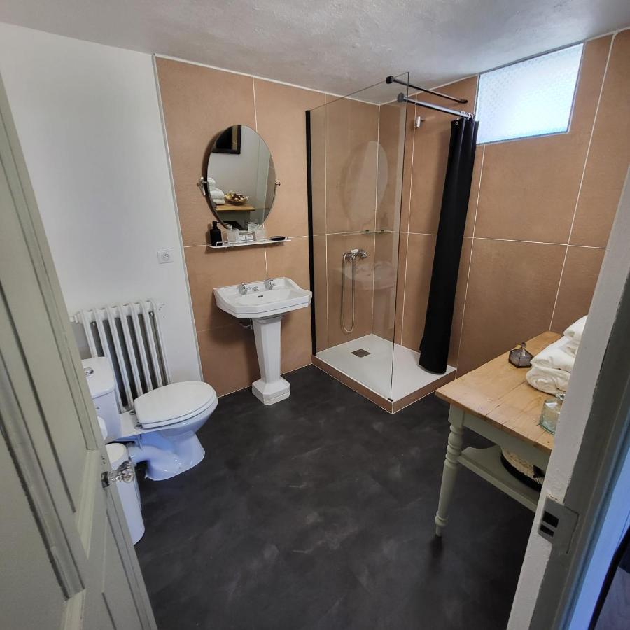Les Pierres De Cezaire Hotel Saint-Cézaire-sur-Siagne Eksteriør billede