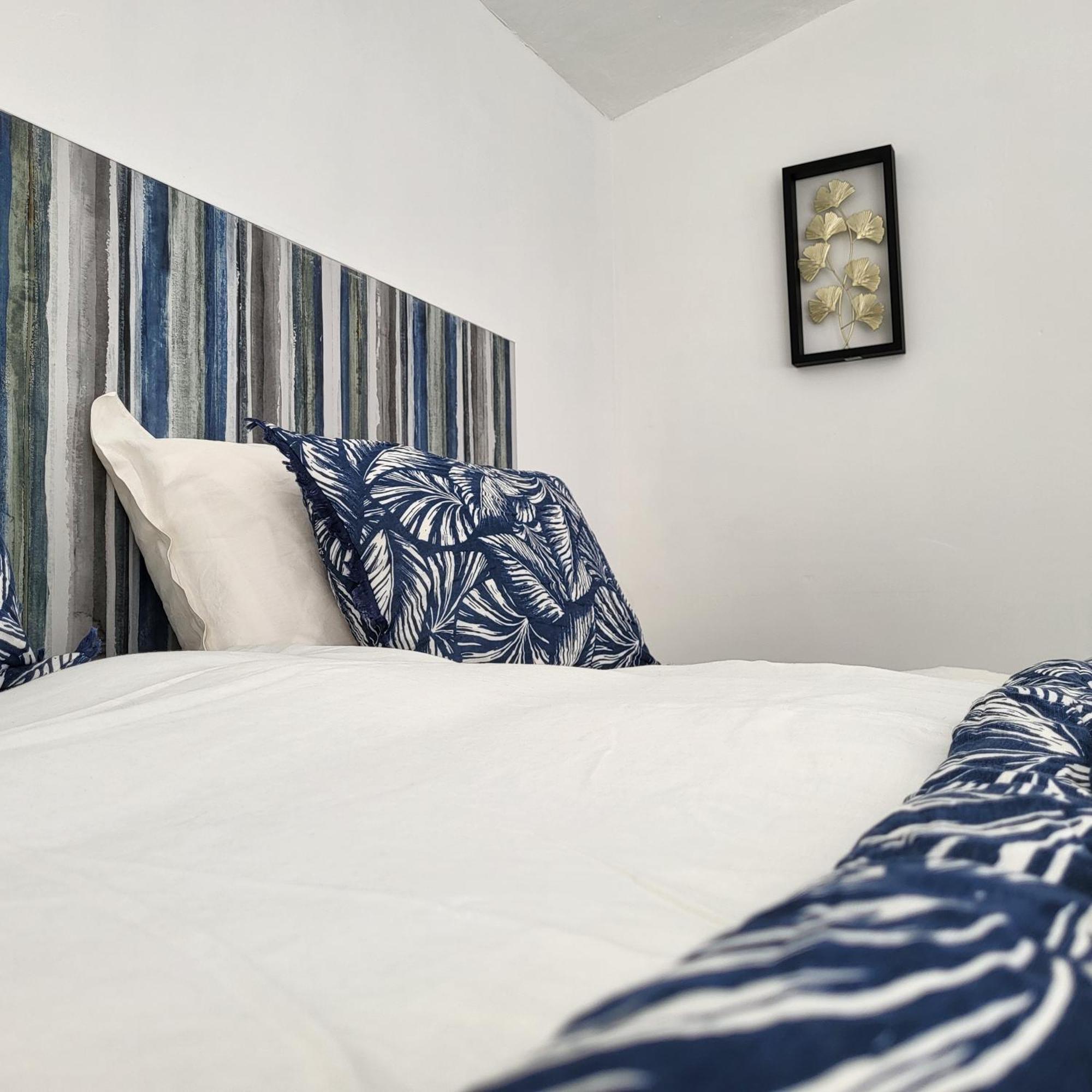 Les Pierres De Cezaire Hotel Saint-Cézaire-sur-Siagne Eksteriør billede
