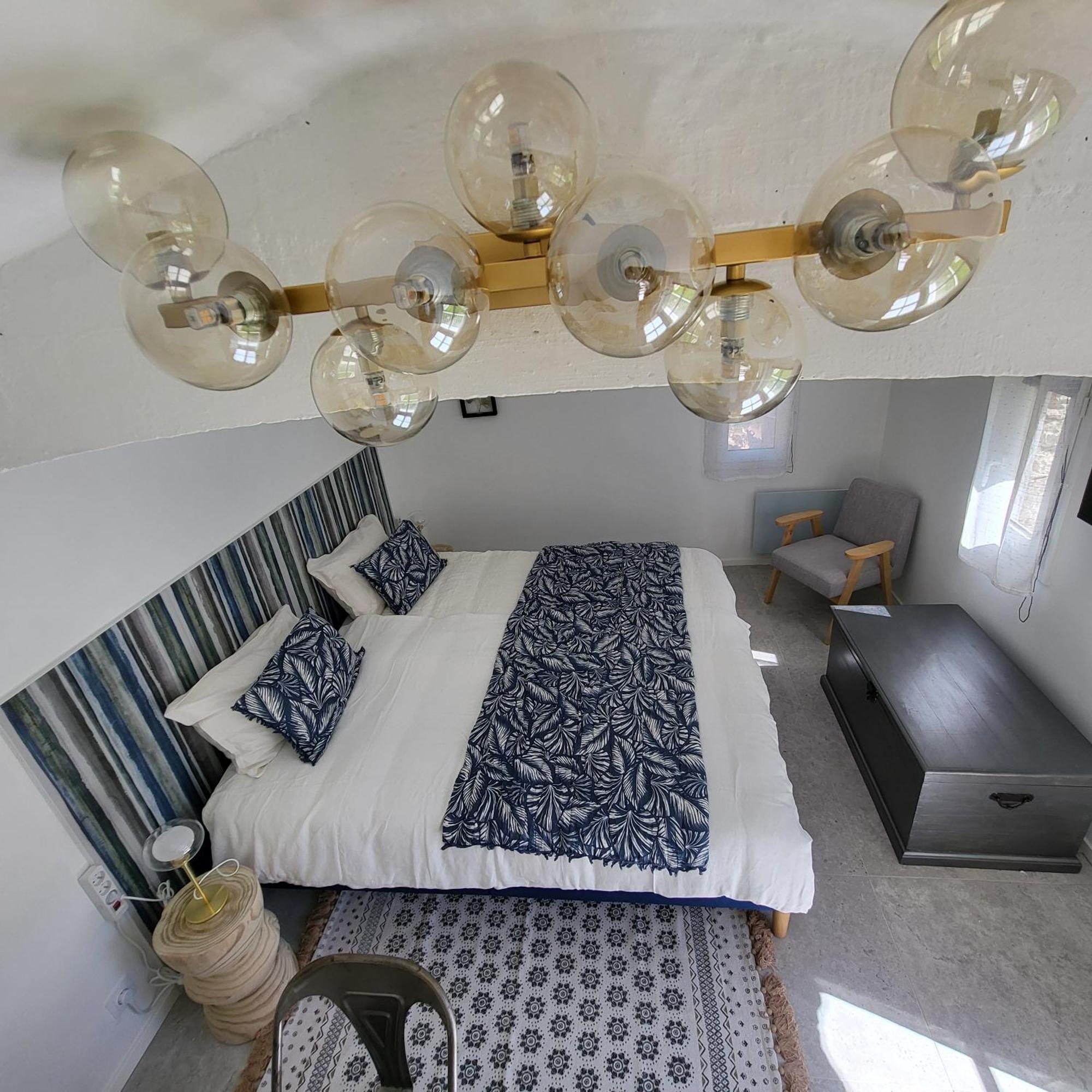 Les Pierres De Cezaire Hotel Saint-Cézaire-sur-Siagne Eksteriør billede