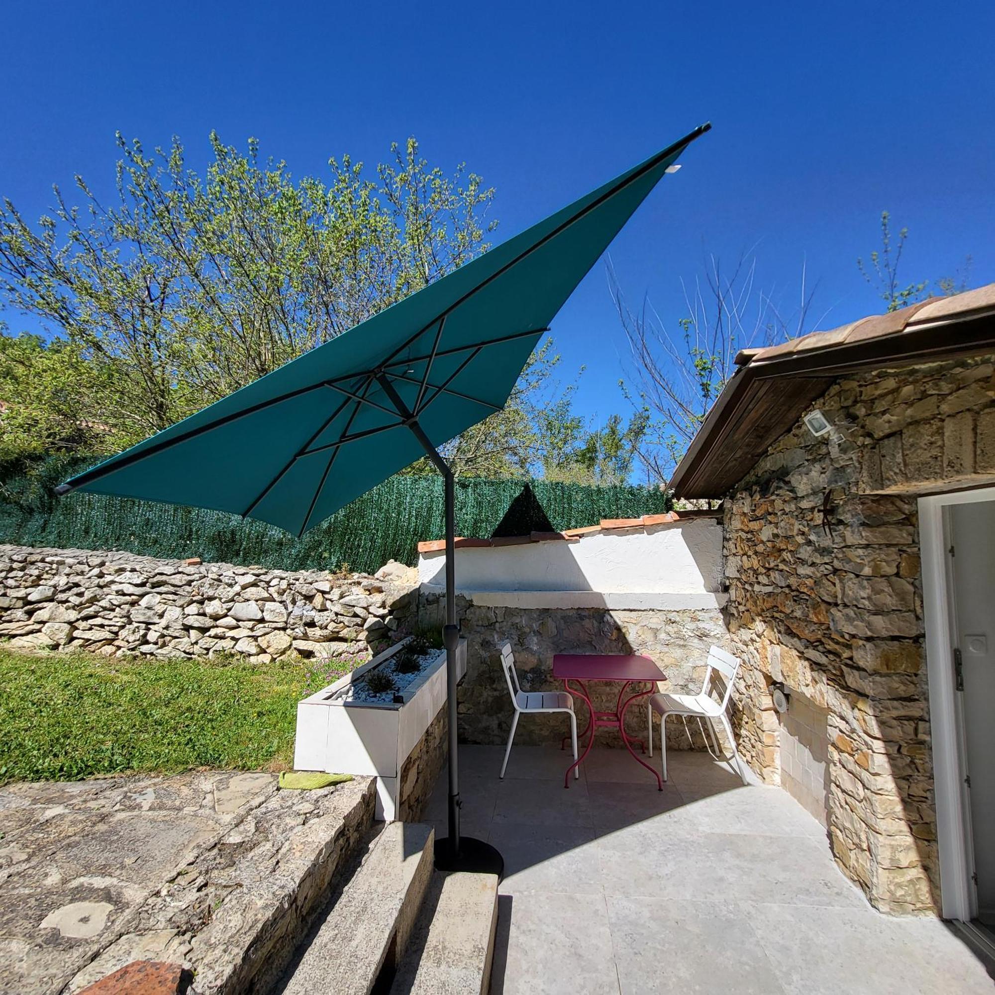 Les Pierres De Cezaire Hotel Saint-Cézaire-sur-Siagne Eksteriør billede