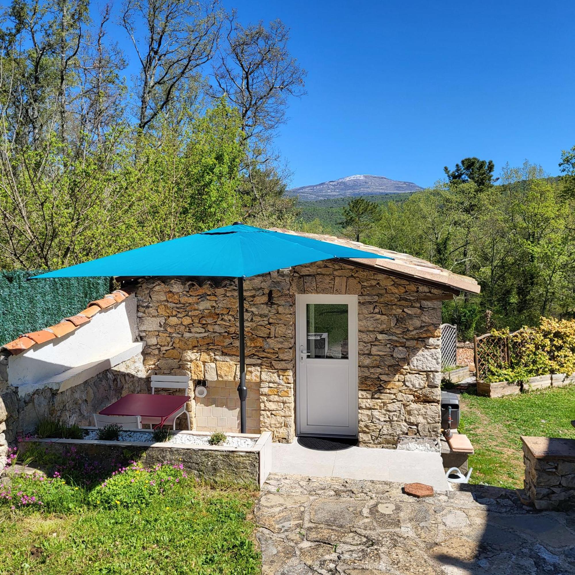 Les Pierres De Cezaire Hotel Saint-Cézaire-sur-Siagne Eksteriør billede